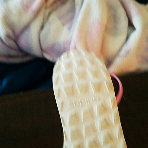 Sneaker gently worn - Picture 3 of 3